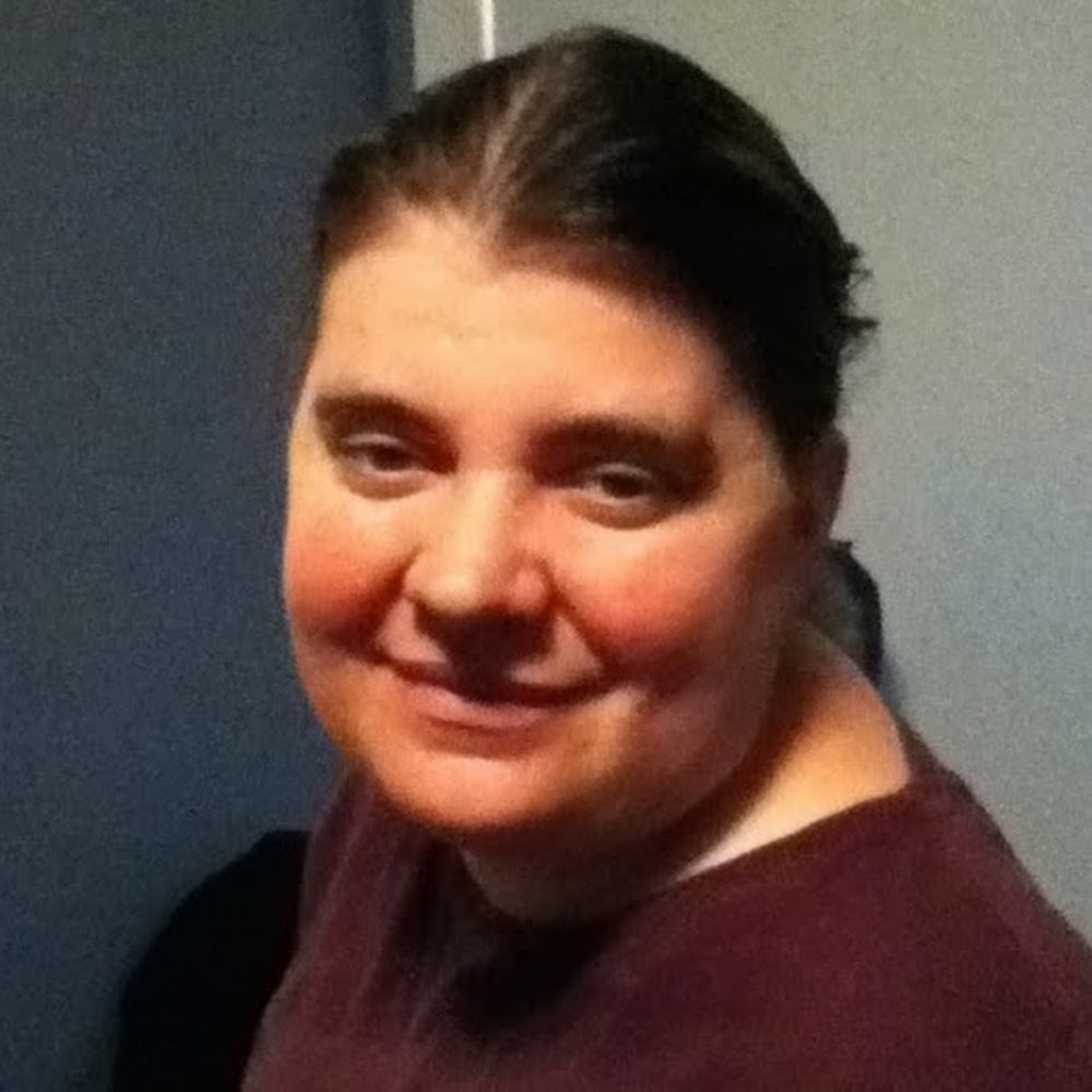 Meet your Posher, Pam